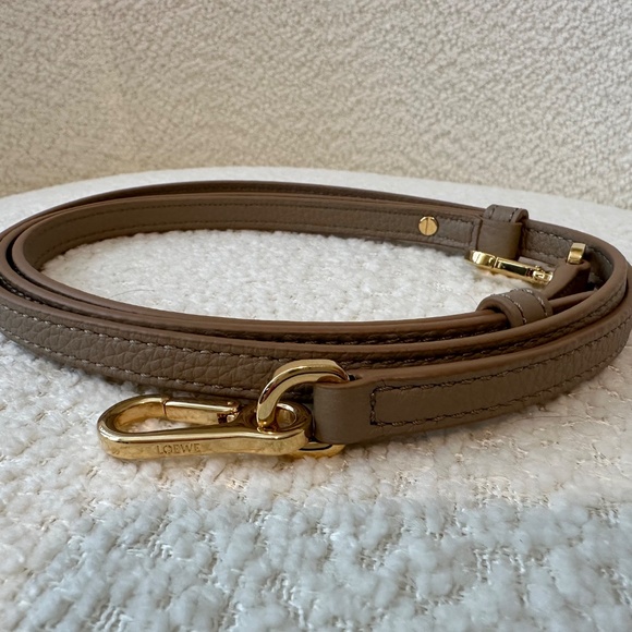 Loewe Mini Puzzle Bag Taupe Leather NWT Retail $2,850 - Picture 12 of 14